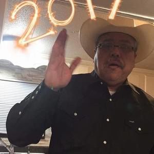 Meet your Posher, Ramiro